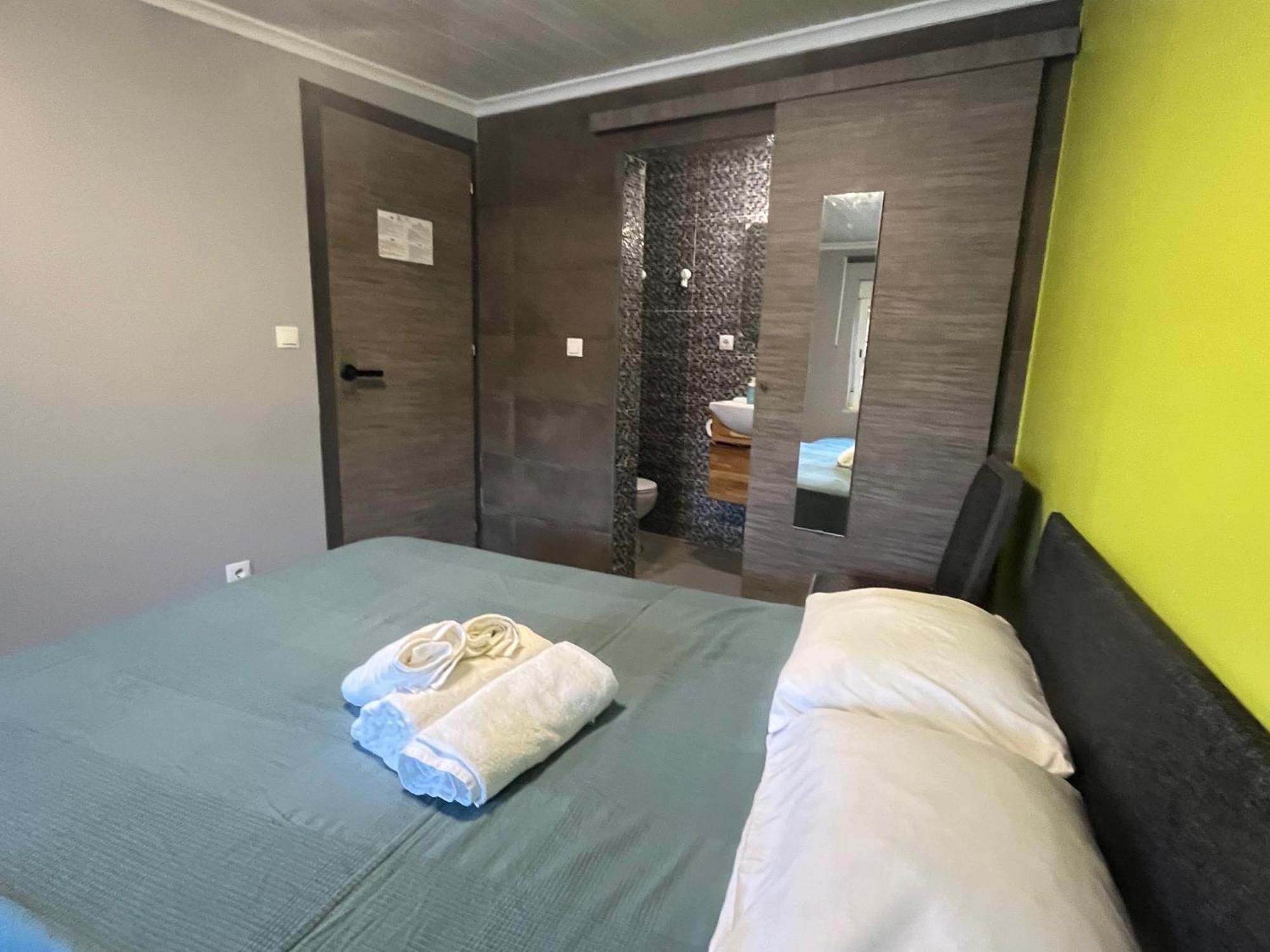 Sun House - Near Sintra - Kitchen - Pool Apartment Exterior foto
